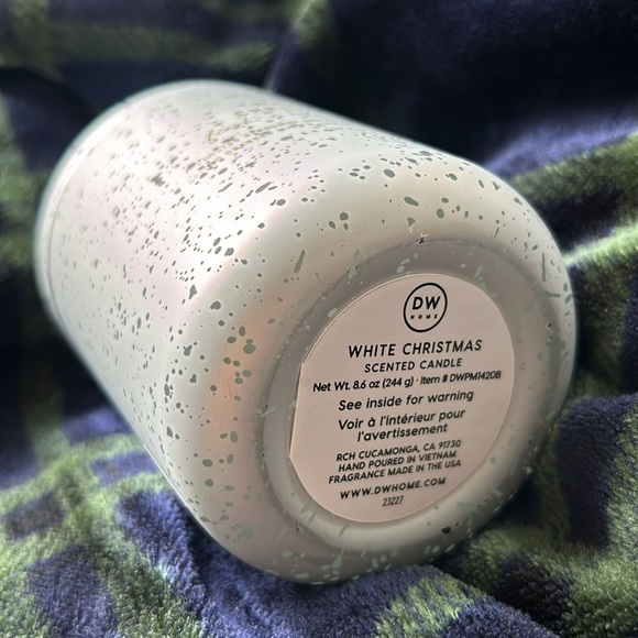 NWOT DW Home 8.8oz Candle - White Christmas - Picture 2 of 3